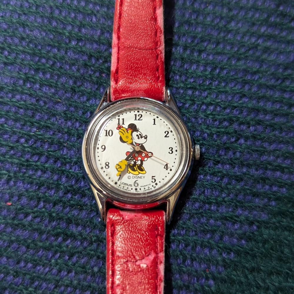 Disney Minnie Mouse Lorus Quartz Watch with Red Band